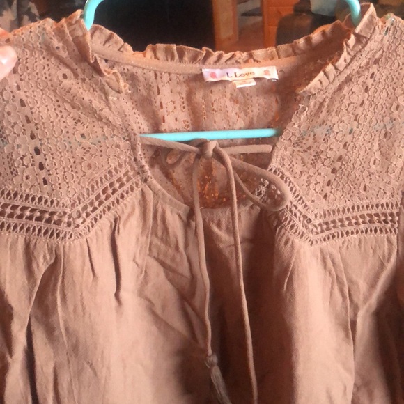 L love Tops - New! Never worn Size small light brown lightweight long sleeveish pretty top